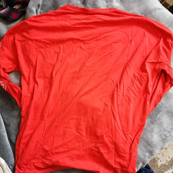 EUC Christmas Grinch long sleeve t-shirt - Picture 5 of 7